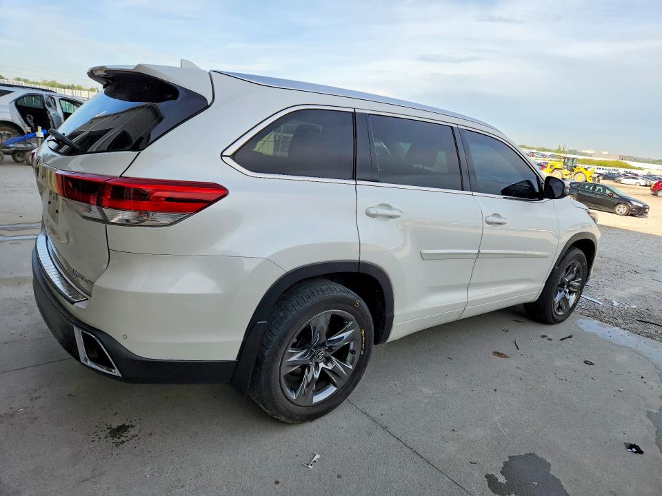 2018 Toyota Highlander VIN 5TDDZRFH4JS864525 COPART salvage auction — SIDE, NE - CERT OF TITLE-SALVAGE, sold $6,300 on 2026-07-21 (photo 3)