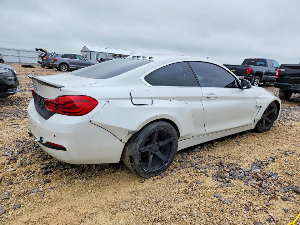 2018 BMW 4er VIN WBA4W5C59JAA49889 COPART salvage auction — MINOR DENT/SCRATCHES, Va - Certificate Of Title (P), sold $6,500 on 2026-07-08 (photo 3)