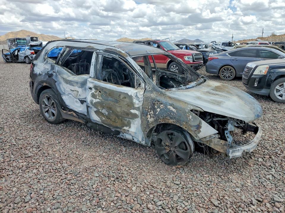 2015 Hyundai Santa fe VIN KM8SMDHF0FU090079 COPART salvage auction — BURN, Az - Cert Of Title - Salvage, sold $175 on 2026-07-28 (photo 4)