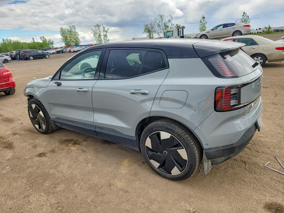 2025 Volvo Ex30 VIN YV4EK3ZL7S2604079 COPART salvage auction — FRONT END, Qc - Gravement Accidente, sold $11,700 on 2026-08-04 (photo 2)