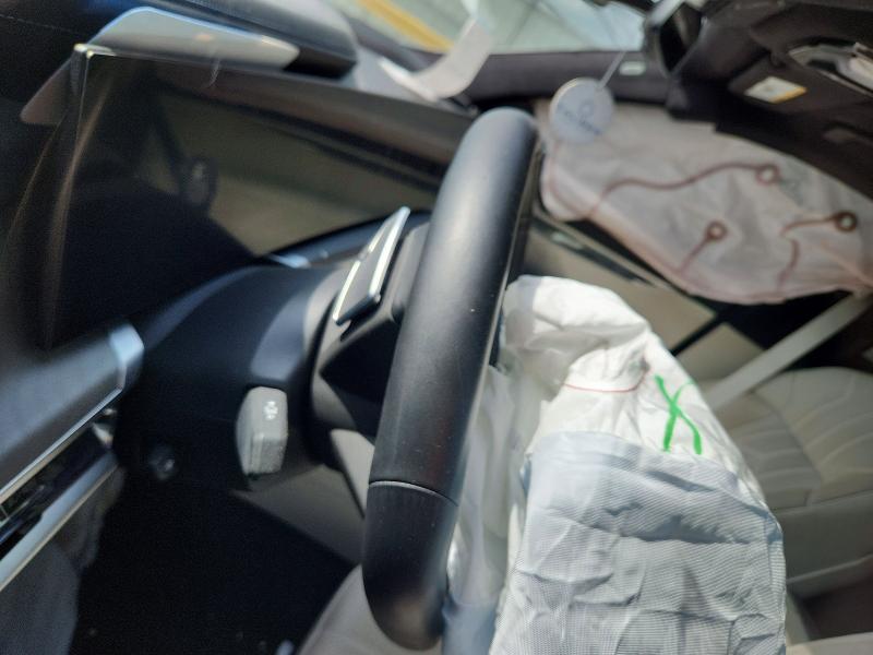 2023 BMW I7 VIN WBY53EJ07PCL81006 COPART salvage auction — FRONT END, Tx - Salvage Vehicle Title, sold $31,000 on 2026-08-11 (photo 9)