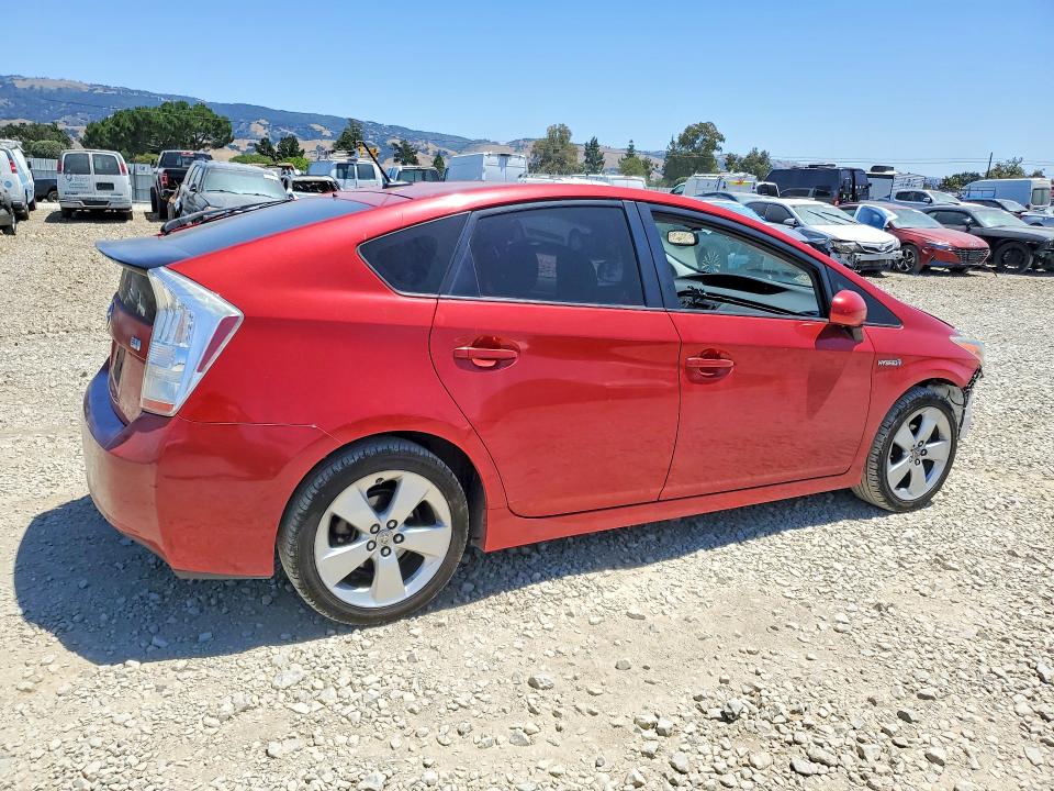 2010 Toyota Prius v VIN JTDKN3DU8A0005926 COPART salvage auction — FRONT END, CA - SALVAGE CERTIFICATE, sold $325 on 2026-07-28 (photo 3)