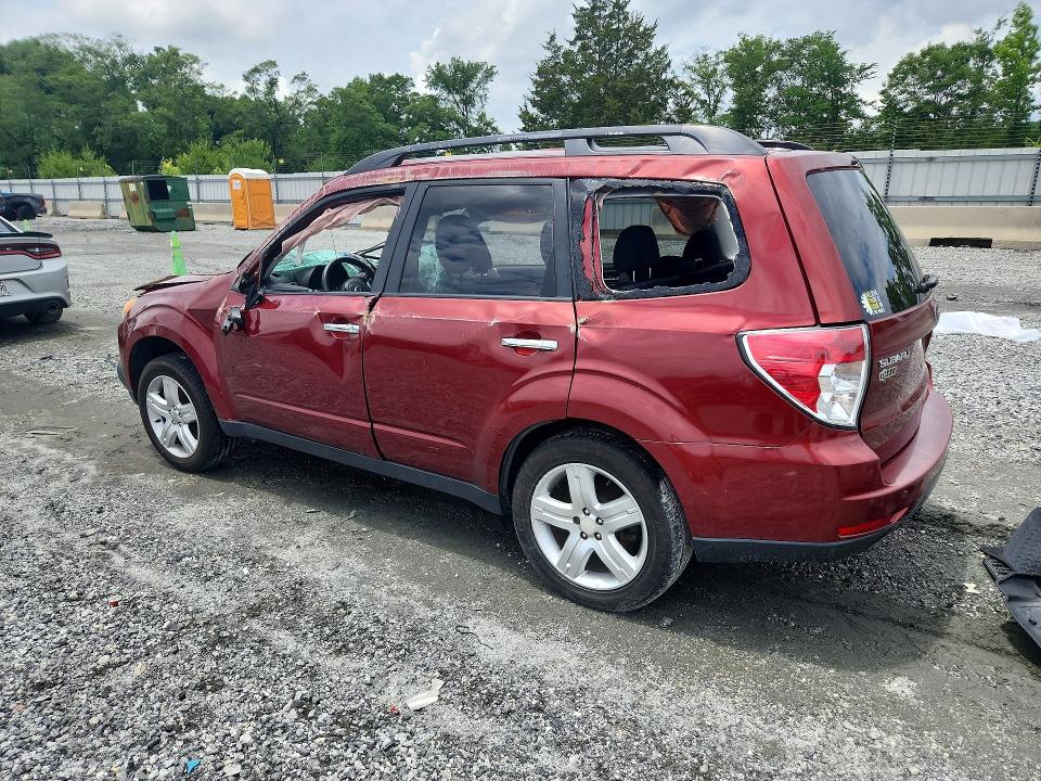 2009 Subaru Forester VIN JF2SH63609H763169 COPART salvage auction — ROLLOVER, Sc - Non-Reb & Rem Salvage Title, sold $300 on 2026-07-06 (photo 2)