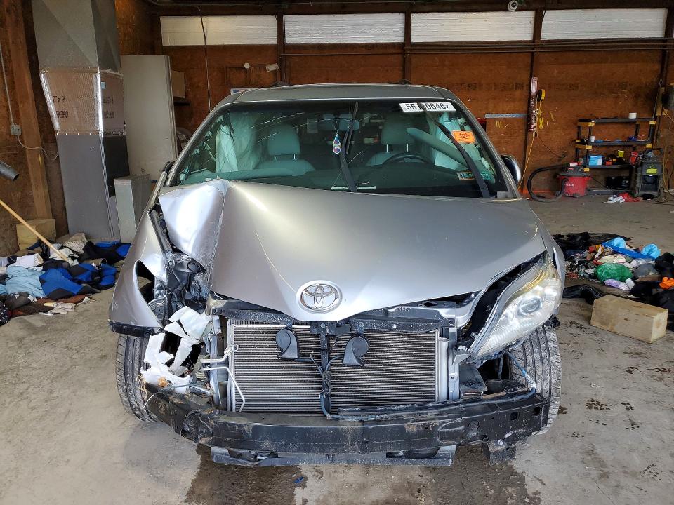 2015 Toyota Sienna VIN 5TDDK3DC2FS097564 COPART salvage auction — FRONT END, Pa - Certificate Of Salvage, sold $1,200 on 2026-07-09 (photo 5)