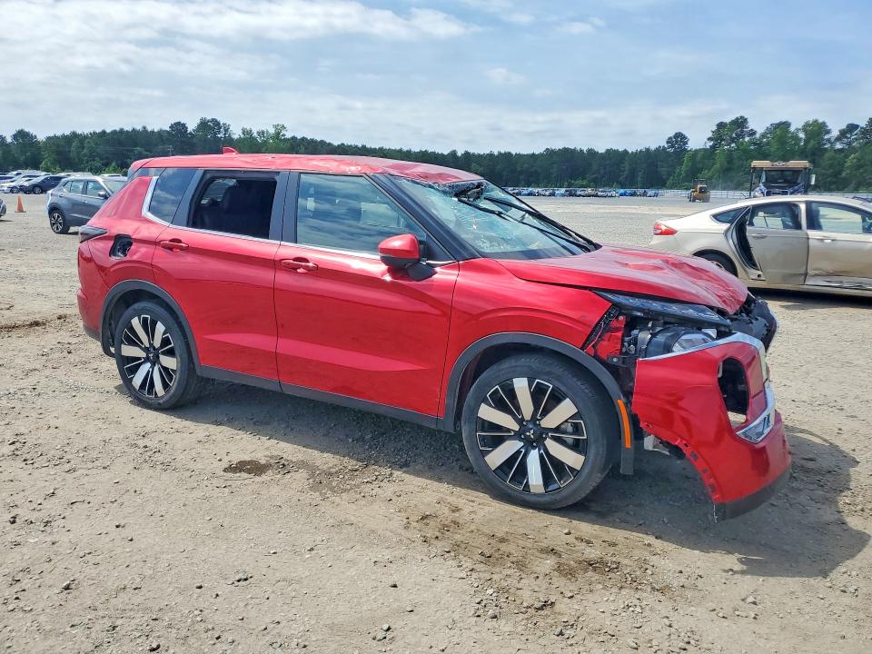 2025 Mitsubishi Outlander VIN JA4J3VA8XSZ033223 COPART salvage auction — FRONT END, Nc - Dlr Only Bill Of Sale, sold $10,300 on 2026-07-29 (photo 4)