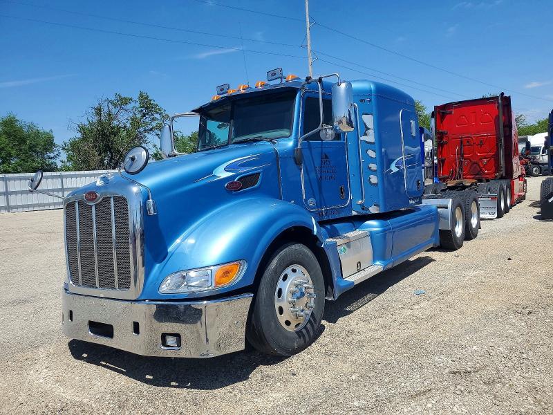 2011 Peterbilt 386 VIN 1XPHDP9X6BD127183 COPART salvage auction — ALL OVER, IA - CERT OF TITLE-SALVAGE TITLE, sold $5,400 on 2026-07-30 (photo 2)
