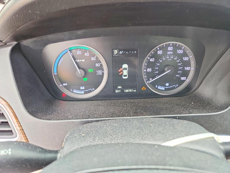 2016 Hyundai Sonata VIN KMHE34L10GA018037 COPART salvage auction — FRONT END, Tx - Salvage Vehicle Title, sold $1,100 on 2026-07-08 (photo 9)