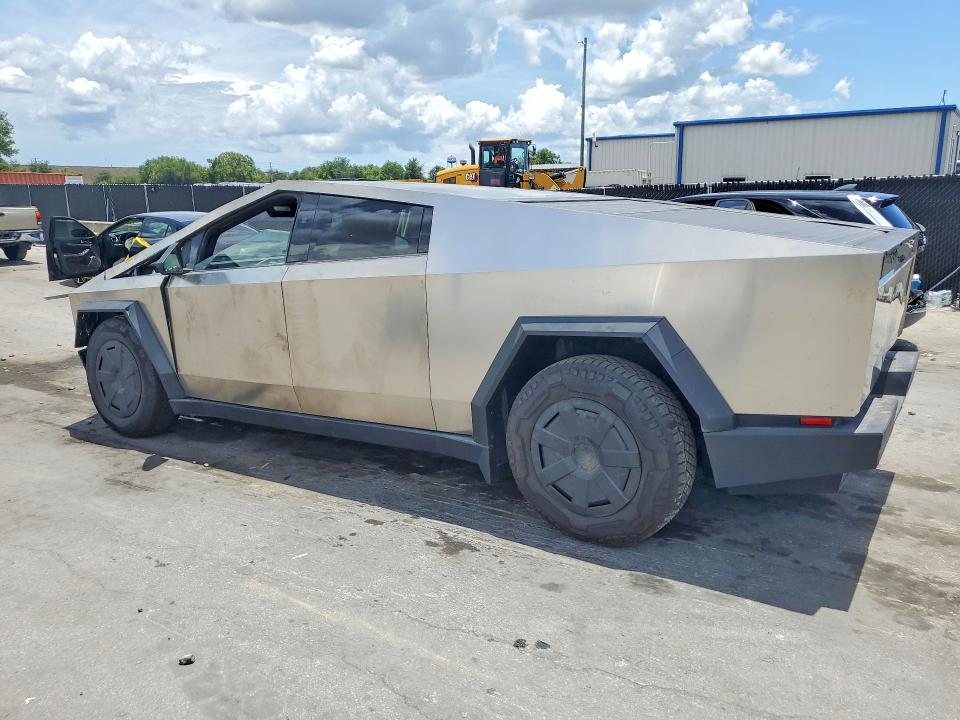 2025 Tesla Cybertruck VIN 7G2CEHED5SA075011 COPART salvage auction — FRONT END, Fl - Cert Of Title Slvg Rebuildable (P), sold $19,400 on 2026-07-02 (photo 2)
