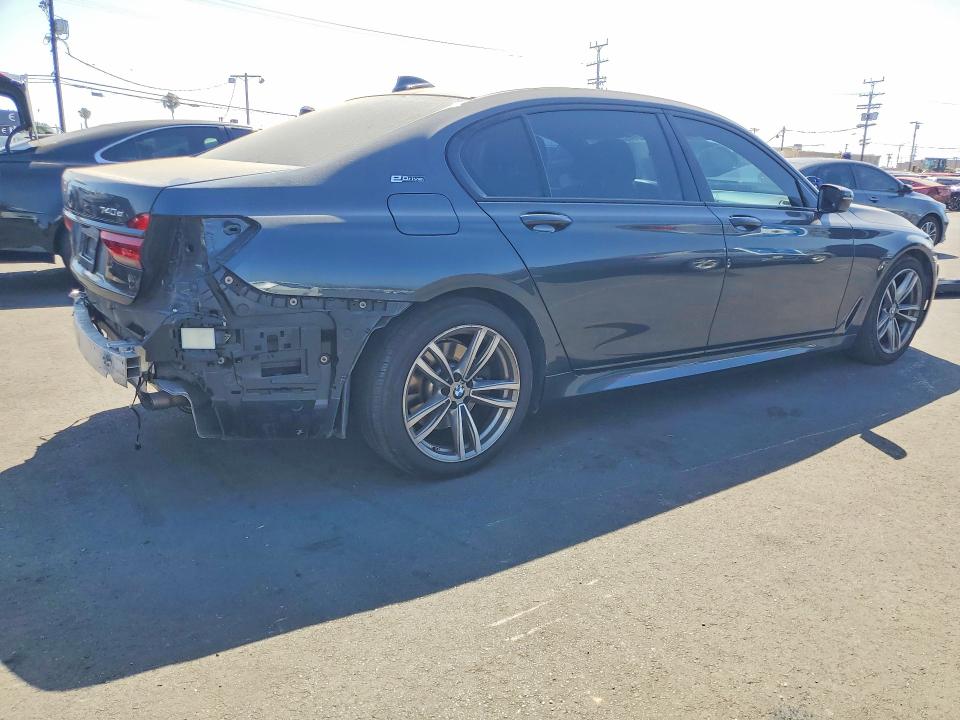 2018 BMW 7er VIN WBA7J2C5XJG938446 COPART salvage auction — REAR END, Ca - Salvage Certificate, sold $10,000 on 2026-07-29 (photo 3)