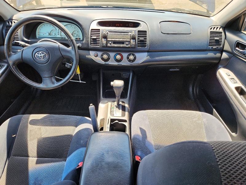 2004 Toyota Camry VIN 4T1BE32K64U305443 COPART salvage auction — FRONT END, CT - CERT OF TITLE-SALVAGE, sold $475 on 2026-07-02 (photo 8)