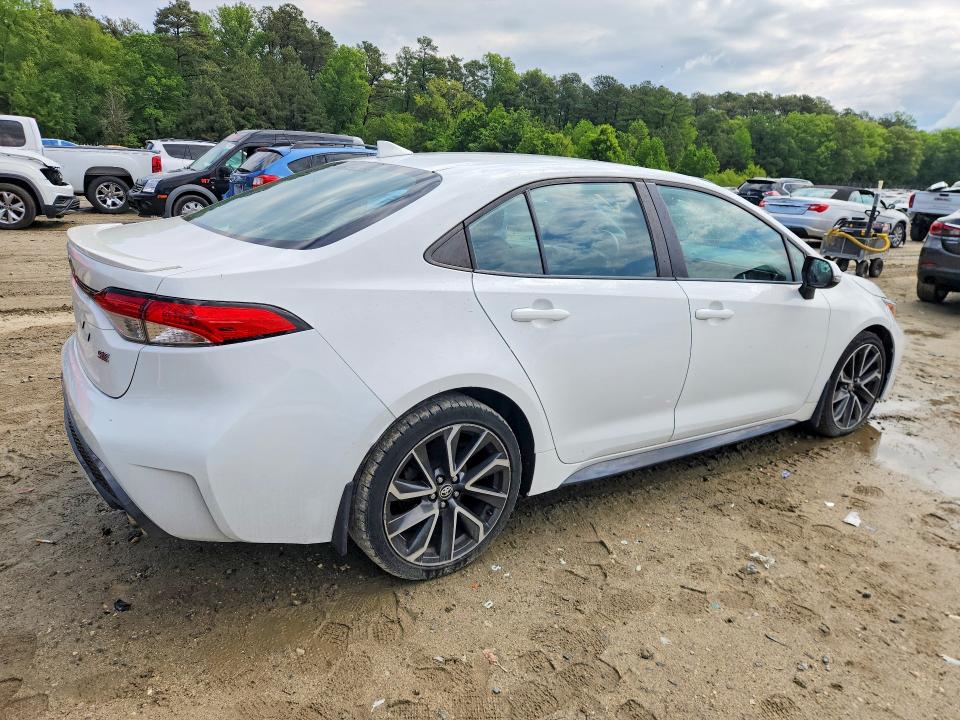 2020 Toyota Corolla VIN 5YFS4RCE2LP050241 COPART salvage auction — SIDE, Tx - Salvage Vehicle Title, sold $4,600 on 2026-07-21 (photo 3)