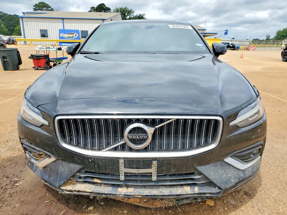 2022 Volvo S60 VIN 7JRL12TLXNG153996 COPART salvage auction — WATER/FLOOD, Tx - Salvage Title-Flood Damage, sold $4,650 on 2026-08-10 (photo 5)