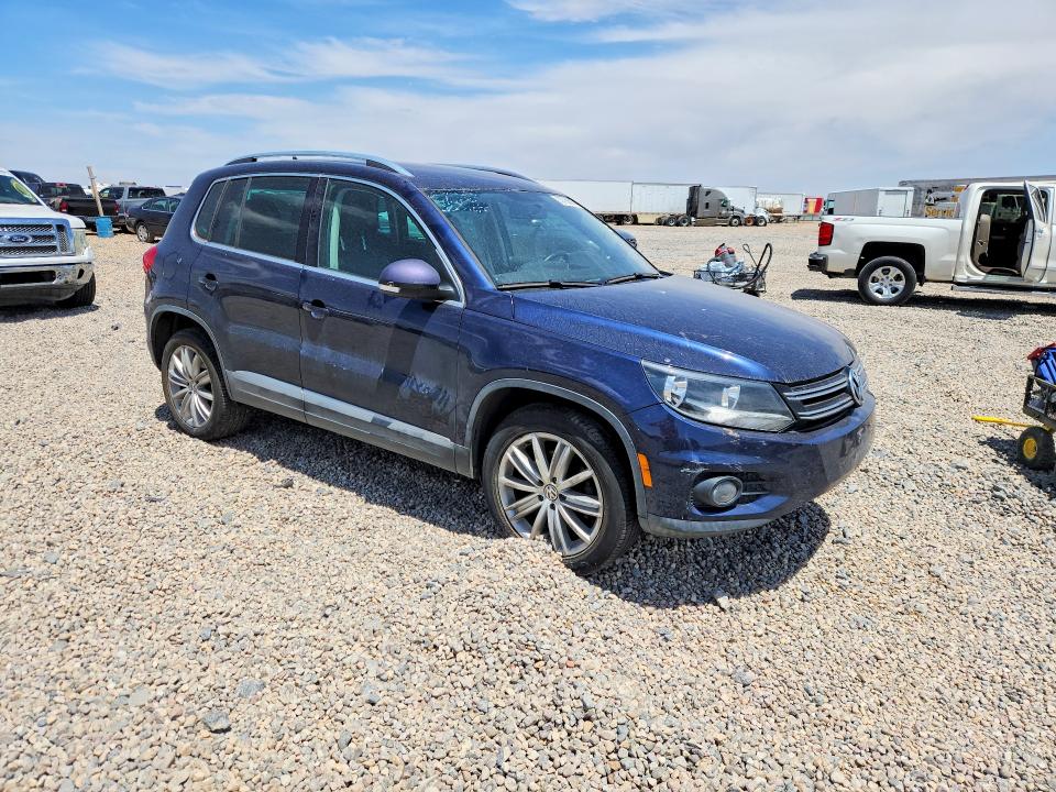 2013 Volkswagen VIN WVGAV3AX4DW608184 COPART salvage auction — SIDE, Tx - Salvage Vehicle Title, sold $800 on 2026-07-14 (photo 4)