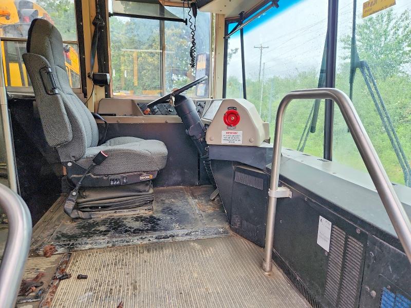 2016 Ic VIN 4DRBXAAN6GB115345 COPART salvage auction — MECHANICAL, Mo - Dealer Only Clean Title, sold $6,900 on 2026-07-30 (photo 5)