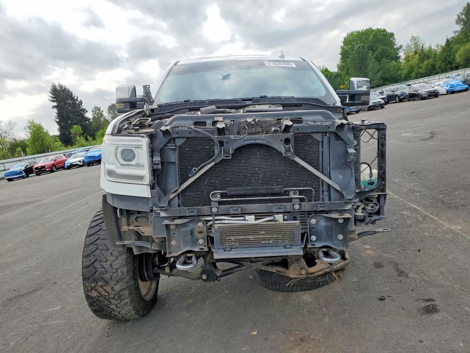 2017 Gmc VIN 1GT12UEY8HF234271 COPART salvage auction — FRONT END, Or - Salvage Title Certificate, sold $21,700 on 2026-09-02 (photo 5)
