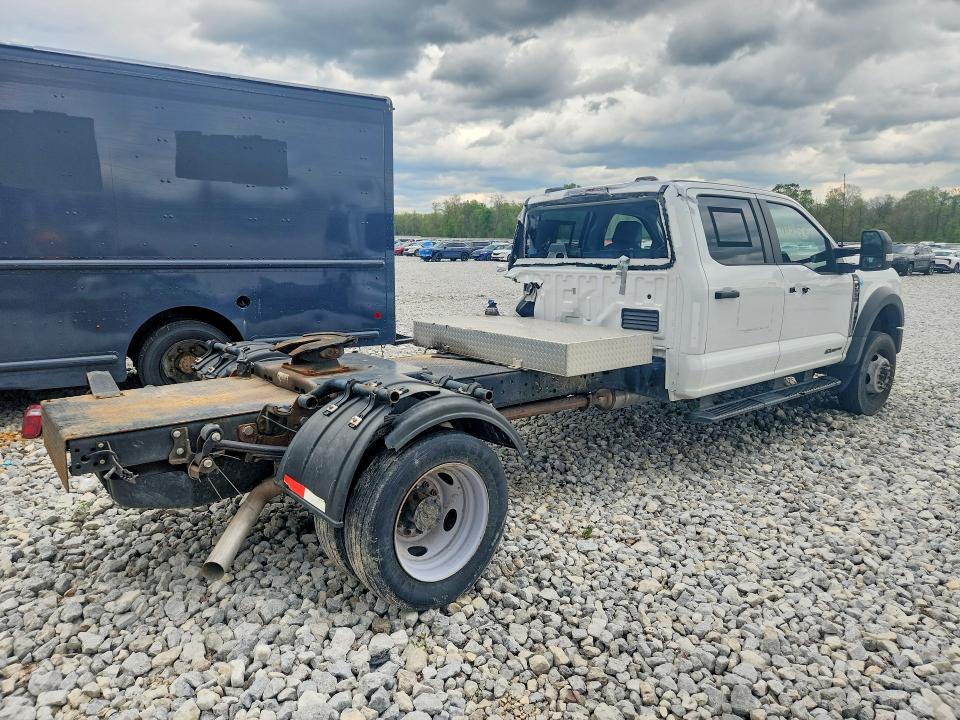 2024 Ford F-550 super duty VIN 1FD0W5HT5REC69312 COPART salvage auction — REAR END, OH - CERT OF TITLE-SALVAGE, sold $12,300 on 2026-08-19 (photo 3)
