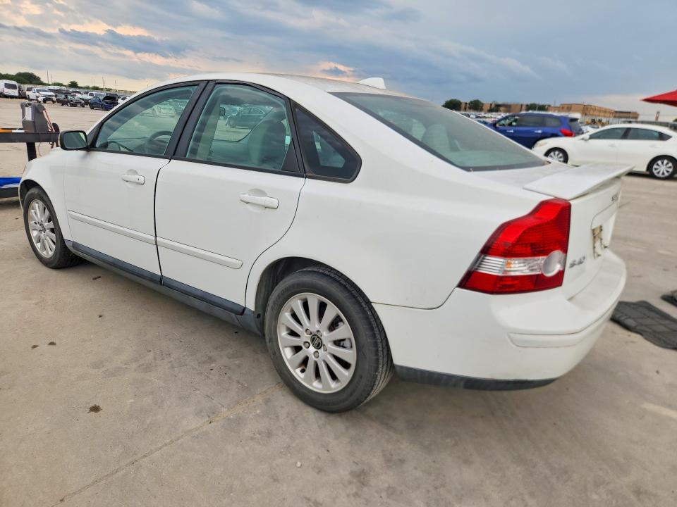 2005 Volvo S40 VIN YV1MS382552081151 COPART salvage auction — FRONT END, FL - CERTIFICATE OF TITLE, sold $275 on 2026-07-09 (photo 2)