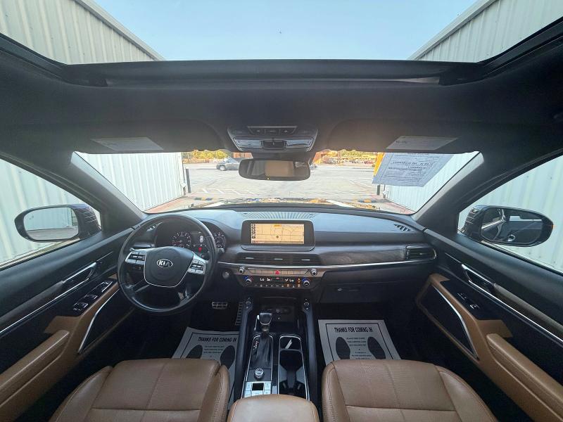 2020 Kia Telluride VIN 5XYP54HC5LG041065 COPART salvage auction — MINOR DENT/SCRATCHES, Tx - Certificate Of Title (P), sold $9,100 on 2026-07-30 (photo 9)