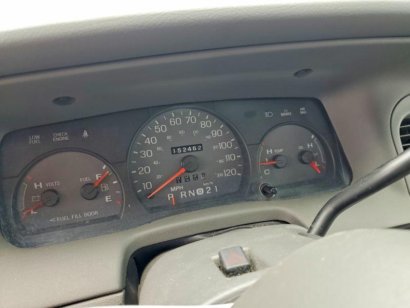 2004 Mercury Grand marquis VIN 2MEFM75W84X686427 COPART salvage auction — FRONT END, Tx - Salvage Vehicle Title, sold $500 on 2026-07-06 (photo 9)