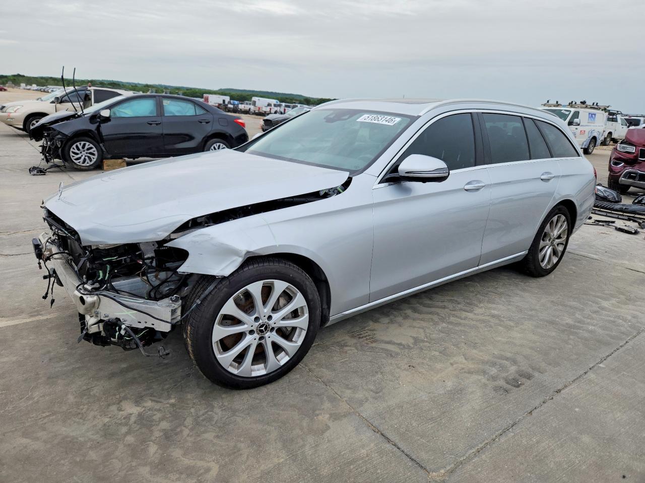 2018 Mercedes-Benz E-Class VIN WDDZH6GB2JA374329 — COPART salvage auction photo