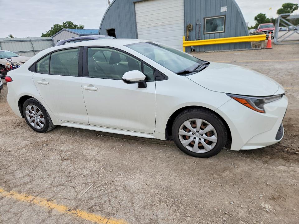 2020 Toyota VIN JTDEPRAE0LJ087946 COPART salvage auction — HAIL, Ks - Cert Of Title-Salvage, sold $6,900 on 2026-07-08 (photo 4)
