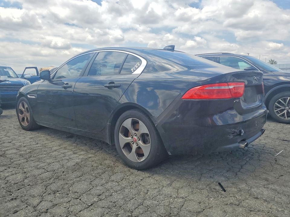 2017 Jaguar VIN SAJAR4BG8HA962887 COPART salvage auction — MINOR DENT/SCRATCHES, Ca - Dis/Dlr/Exp Only Clean Title, sold $1,450 on 2026-07-27 (photo 1)