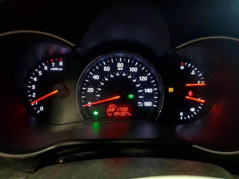 2014 Kia Sorento VIN 5XYKTCA69EG477015 COPART salvage auction — REAR END, Mn - Cert Of Title-Prior Salvage, sold $925 on 2026-07-07 (photo 9)