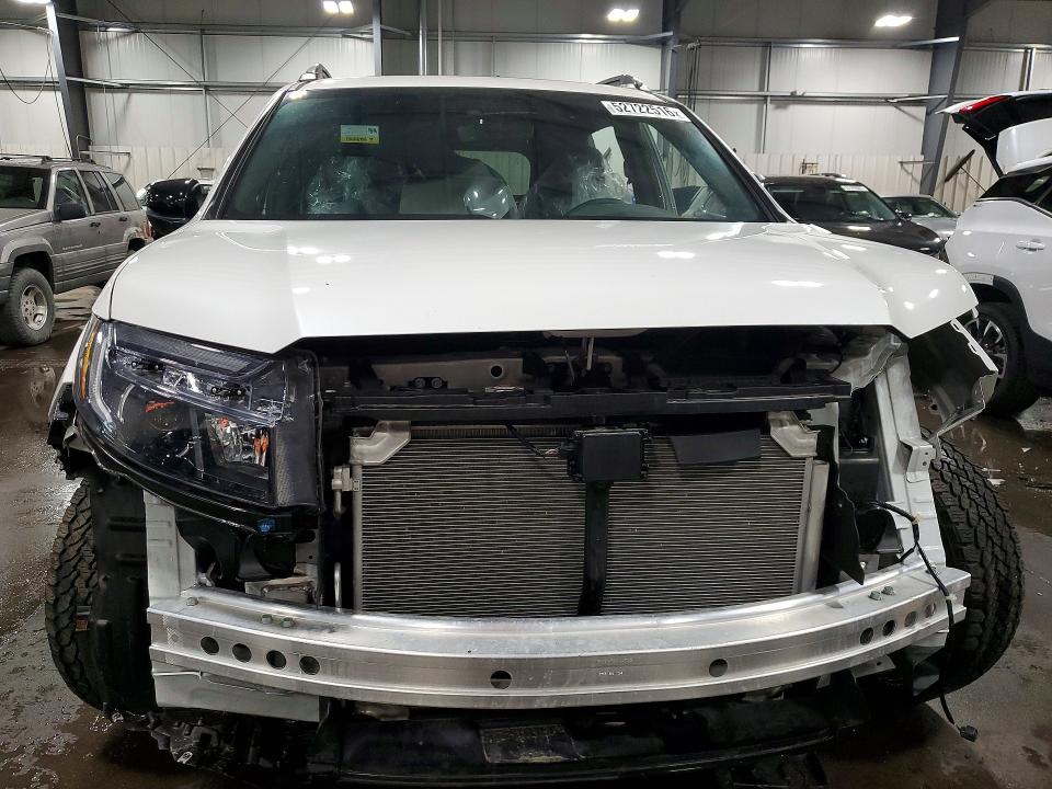 2025 Honda Passport VIN 5FNYF8H65SB006535 COPART salvage auction — FRONT END, Mn - Cert Of Title-Salvage, sold $13,900 on 2026-07-02 (photo 5)