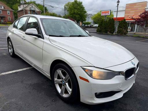 2014 BMW 3er VIN WBA3B3C59EJ979225 COPART salvage auction — MINOR DENT/SCRATCHES, Ct - Certificate Of Title (P), sold $3,850 on 2026-07-09 (photo 4)