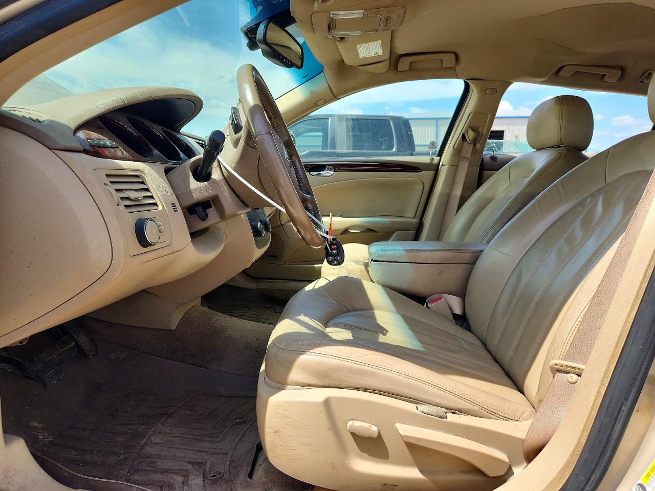 2006 Buick Lucerne VIN 1G4HD57266U129000 COPART salvage auction — Top/Roof, KY - CERT OF TITLE-SALVAGE, sold $425 on 2026-06-25 (photo 7)