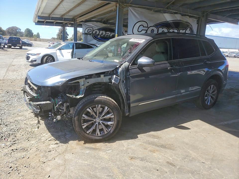 2018 Volkswagen Tiguan VIN 3VV3B7AX8JM002669 — COPART salvage auction photo