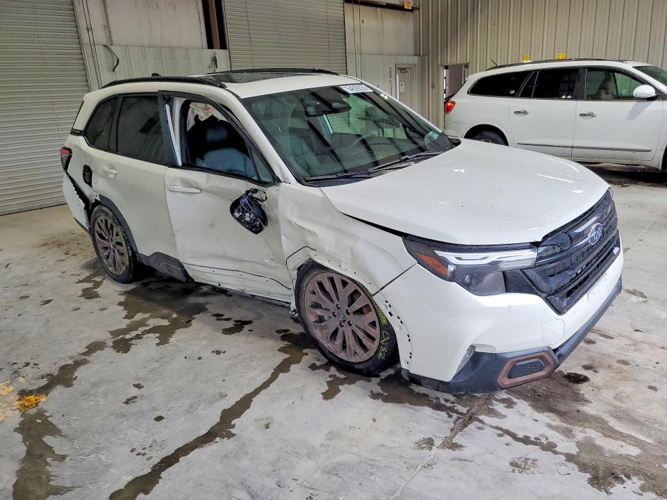 2026 Subaru Forester VIN 4S4SLDH64T3003997 COPART salvage auction — SIDE, Wv - Salvage Certificate, sold $8,400 on 2026-07-30 (photo 4)
