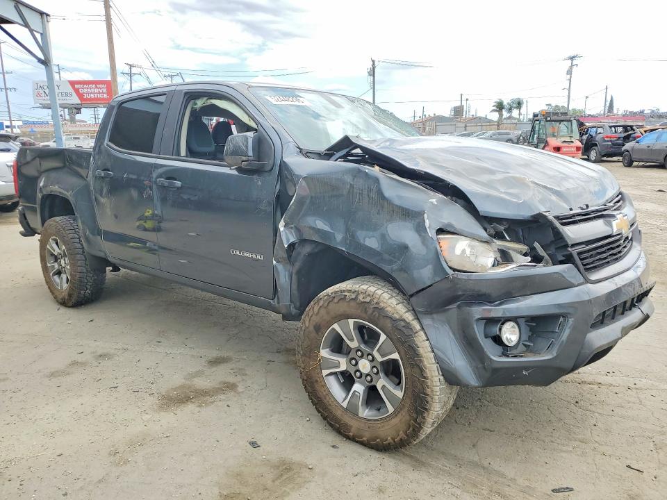 2017 Chevrolet Colorado VIN 1GCGTDENXH1157249 COPART salvage auction — ROLLOVER, Ca - Salvage Certificate, sold $2,050 on 2026-07-02 (photo 4)