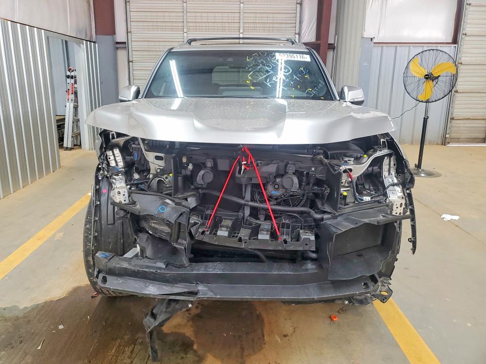2023 Lexus Lx 600 VIN JTJMB7CX9P4019708 COPART salvage auction — SIDE, NC - SALVAGE CERTIFICATE OF TITLE, sold $5,700 on 2026-07-29 (photo 5)
