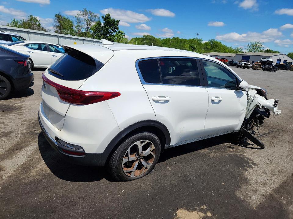2021 Kia Sportage VIN KNDPMCAC7M7897747 COPART salvage auction — FRONT END, NJ - CERT OF TITLE-SALVAGE, sold $1,650 on 2026-07-28 (photo 3)