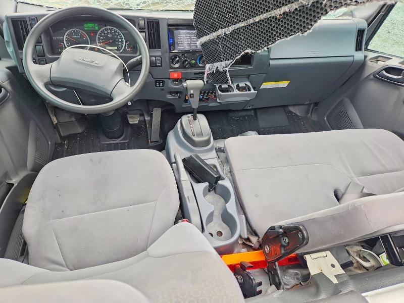 2020 Isuzu Npr VIN JALC4J164L7010549 COPART salvage auction — ROLLOVER, Tx - Salvage Vehicle Title, sold $7,700 on 2026-07-22 (photo 8)