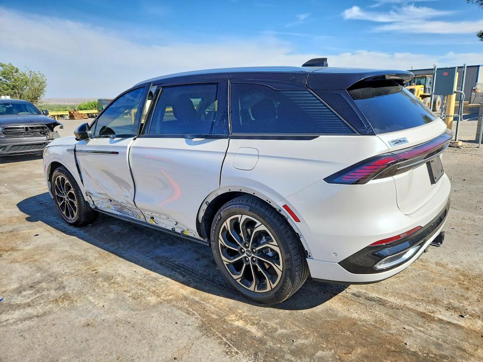 2024 Lincoln Nautilus VIN 5LMPJ8K4XRJ796329 COPART salvage auction — SIDE, Nm - Cert Of Title-Salvage, sold $28,000 on 2026-07-09 (photo 2)