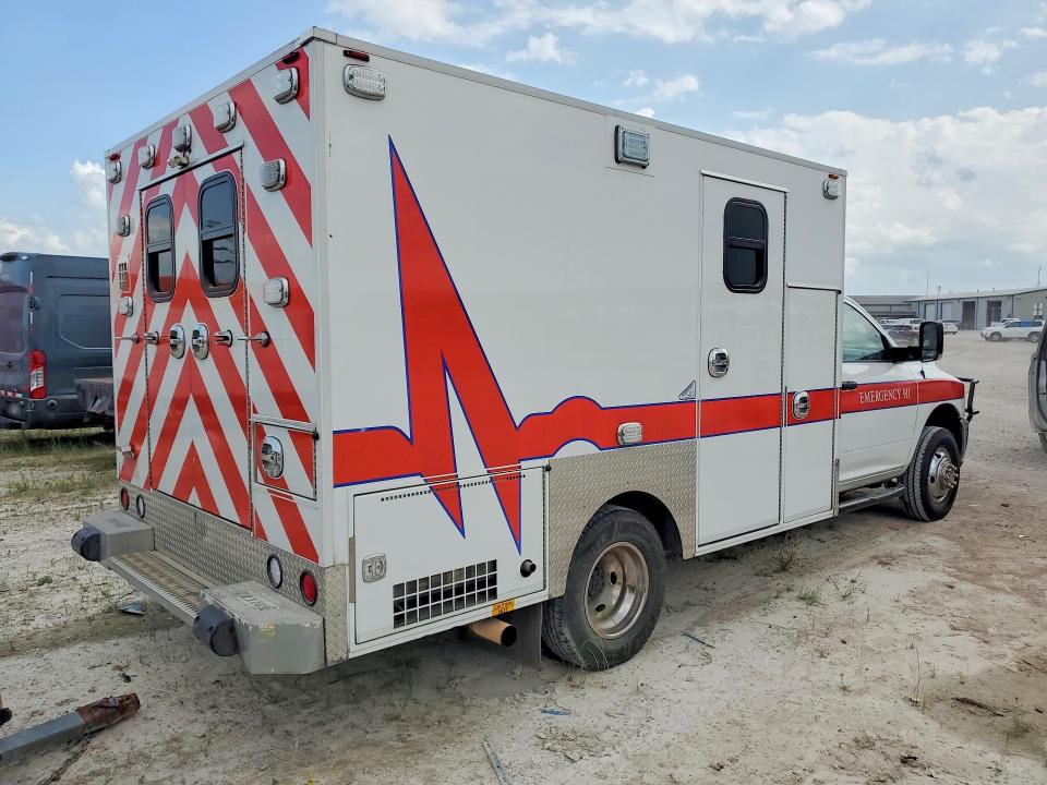 2018 Ram 3500 VIN 3C7WRSBJ7JG188453 COPART salvage auction — MINOR DENT/SCRATCHES, Tx - Certificate Of Title, sold $13,900 on 2026-07-10 (photo 3)