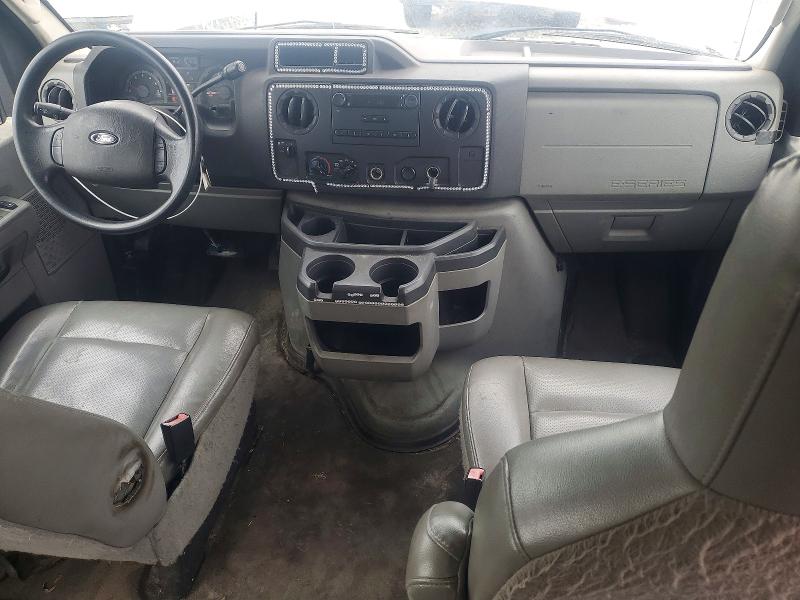 2009 Ford Econoline VIN 1FTNE24W09DA17503 COPART salvage auction — MINOR DENT/SCRATCHES, Mi - Dealer Only Clean Title (P), sold $3,500 on 2026-07-09 (photo 8)
