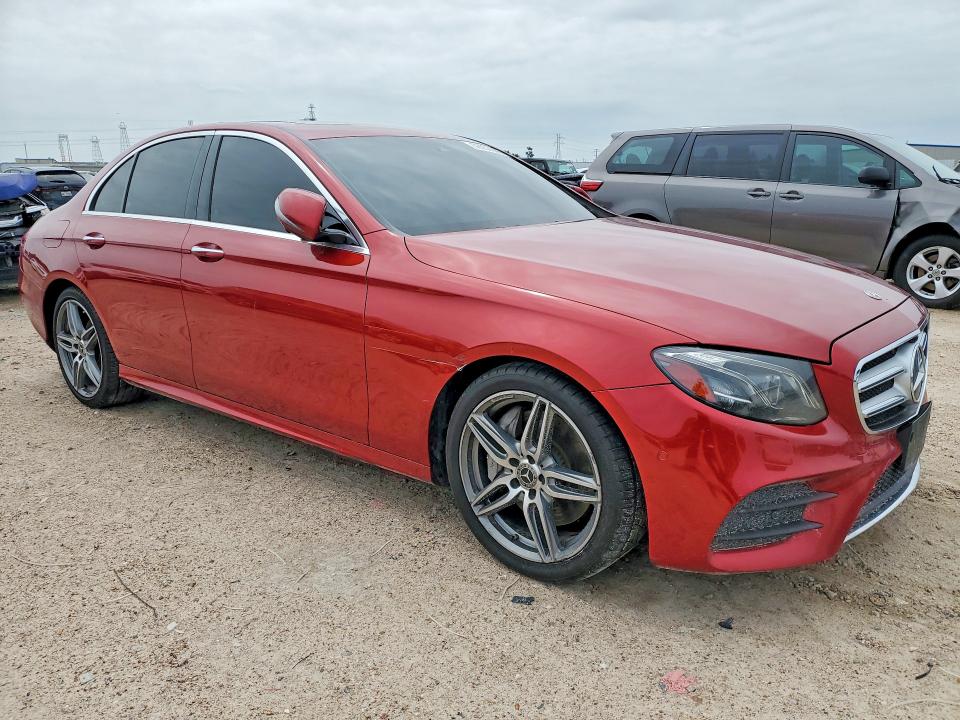 2019 Mercedes-benz VIN WDDZF4JB4KA520055 COPART salvage auction — NORMAL WEAR, Tx - Certificate Of Title, sold $7,800 on 2026-07-28 (photo 4)