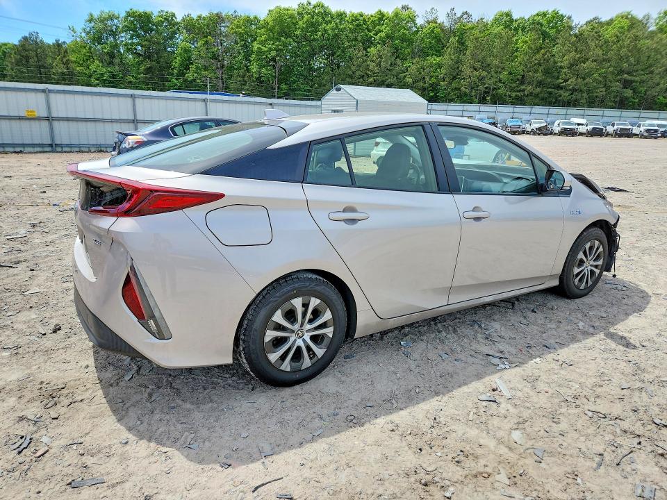 2022 Toyota Prius VIN JTDKAMFP7N3211137 COPART salvage auction — FRONT END, VA - CERT OF TITLE - SALVAGE, sold $5,200 on 2026-07-27 (photo 3)