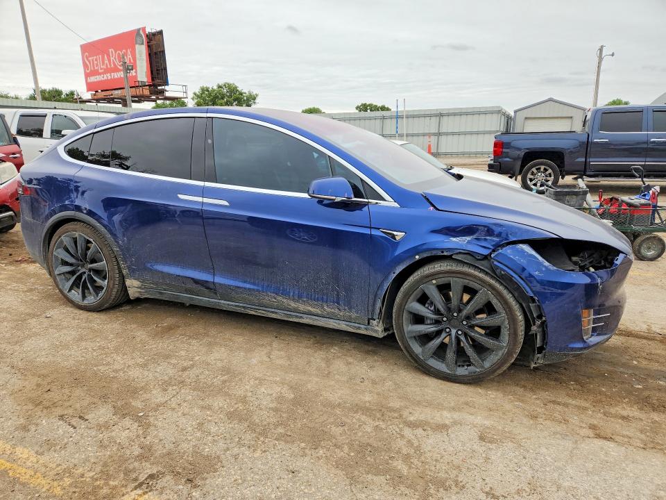 2019 Tesla Model x VIN 5YJXCAE28KF193055 COPART salvage auction — FRONT END, KS - CERT OF TITLE-SALVAGE, sold $7,000 on 2026-10-12 (photo 4)