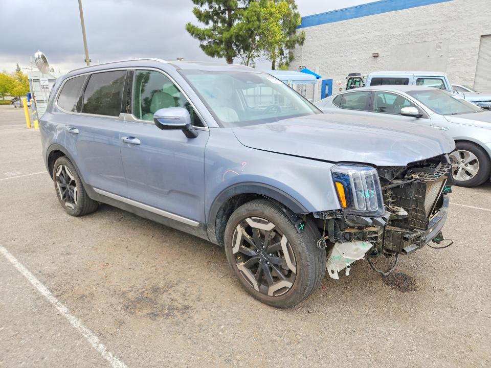 2025 Kia Telluride VIN 5XYP3DGCXSG598284 COPART salvage auction — FRONT END, Ca - Salvage Certificate, sold $13,600 on 2026-07-16 (photo 4)