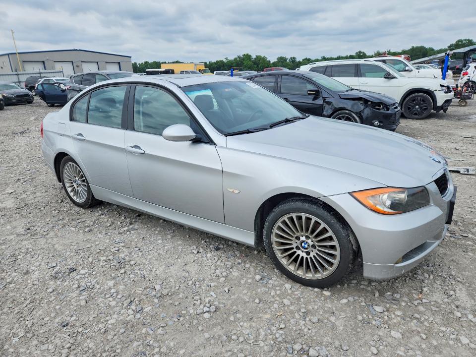2006 BMW 3er VIN WBAVB17536NK36626 COPART salvage auction — SIDE, Il - Salvage Certificate, sold $975 on 2026-07-15 (photo 4)