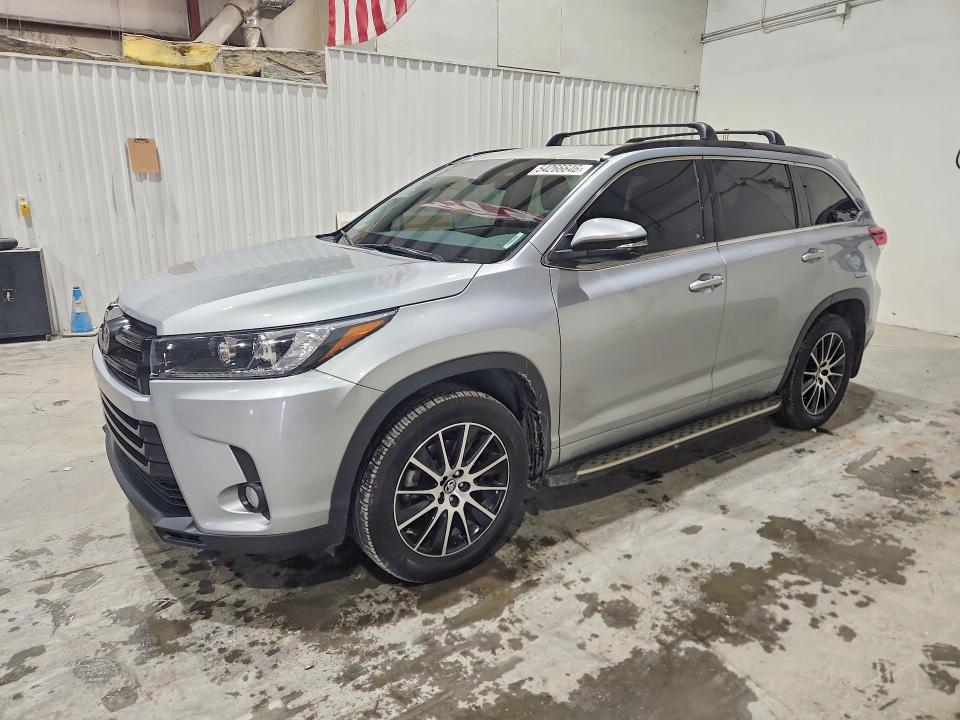 2017 Toyota Highlander VIN 5TDKZRFHXHS520649 COPART salvage auction — HAIL, Ok - Cert Of Title-Salvage, sold $12,100 on 2026-07-15 (photo 1)