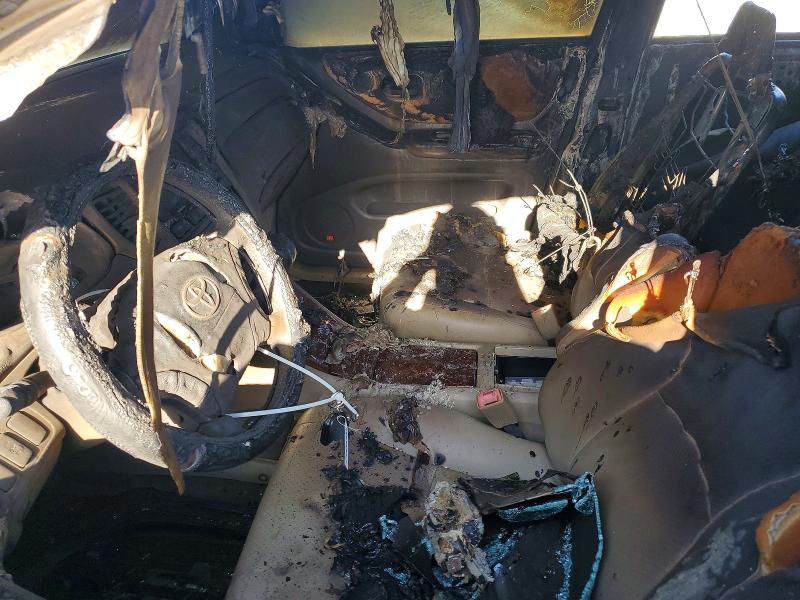 2006 Toyota Highlander VIN JTEEW21A760030902 COPART salvage auction — INTERIOR BURN, Ca - Salvage Certificate, sold $425 on 2026-07-09 (photo 7)