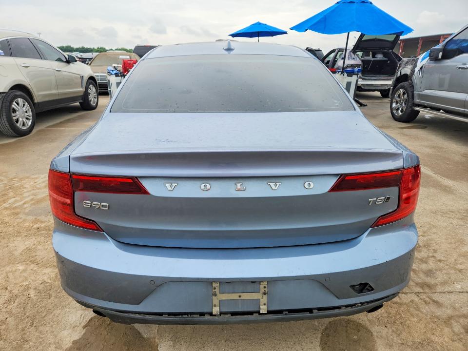 2018 Volvo S90 VIN LVY982MK2JP037592 COPART salvage auction — UNDERCARRIAGE, Tx - Salvage Vehicle Title, sold $3,500 on 2026-07-17 (photo 6)