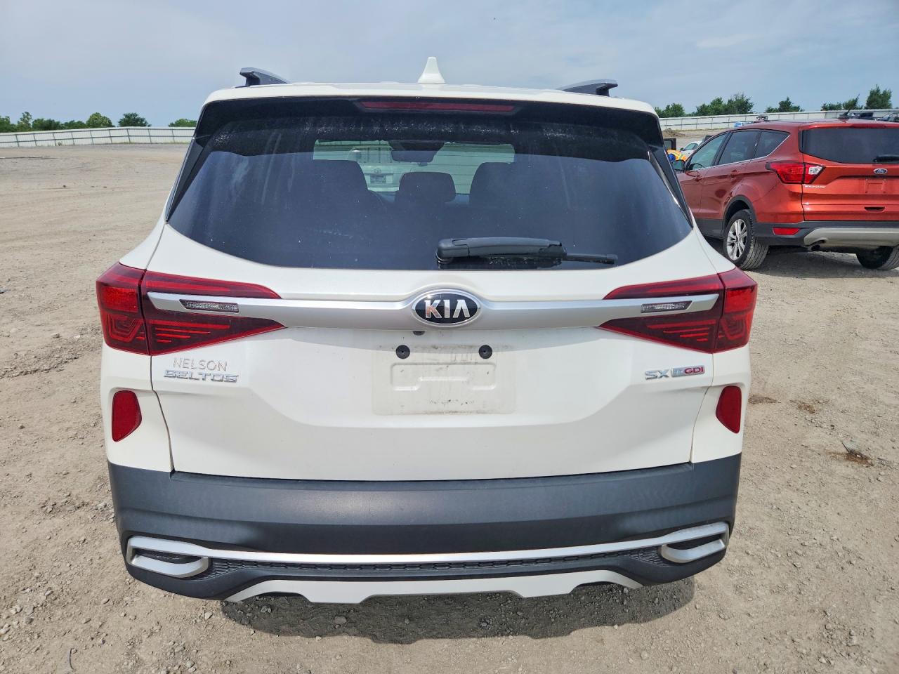 2021 Kia Seltos VIN KNDETCA23M7128731 COPART salvage auction — Front End, KY - CERT OF TITLE-SALVAGE, sold $4,650 on 2026-06-25 (photo 6)