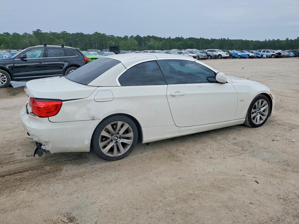 2013 BMW 3er VIN WBADW3C52DJ525082 COPART salvage auction — REAR END, Sc - Cert Of Title-Salvage, sold $1,750 on 2026-07-06 (photo 3)