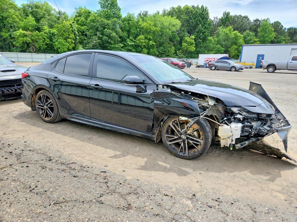 2025 Toyota VIN 4T1DAACK8SU501307 COPART salvage auction — UNDERCARRIAGE, LA - CERT OF TITLE-SALVAGE, sold $15,500 on 2026-07-02 (photo 4)